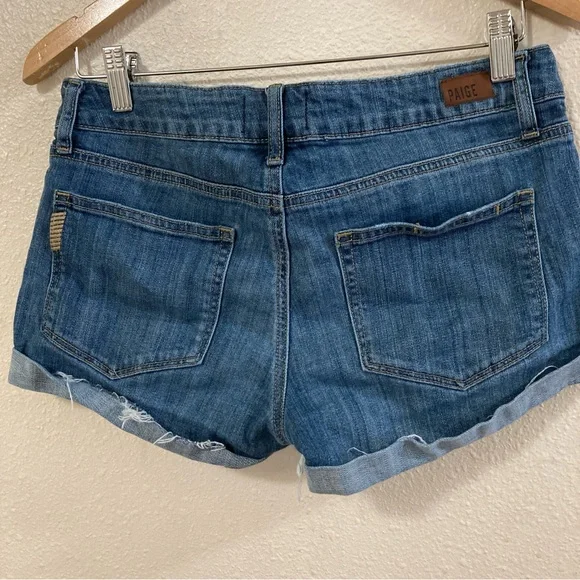 PAIGE Anthropologie Women’s Jean Shorts Sz 27 Cuffed Blue Distressed 5 Pockets - Picture 2 of 16